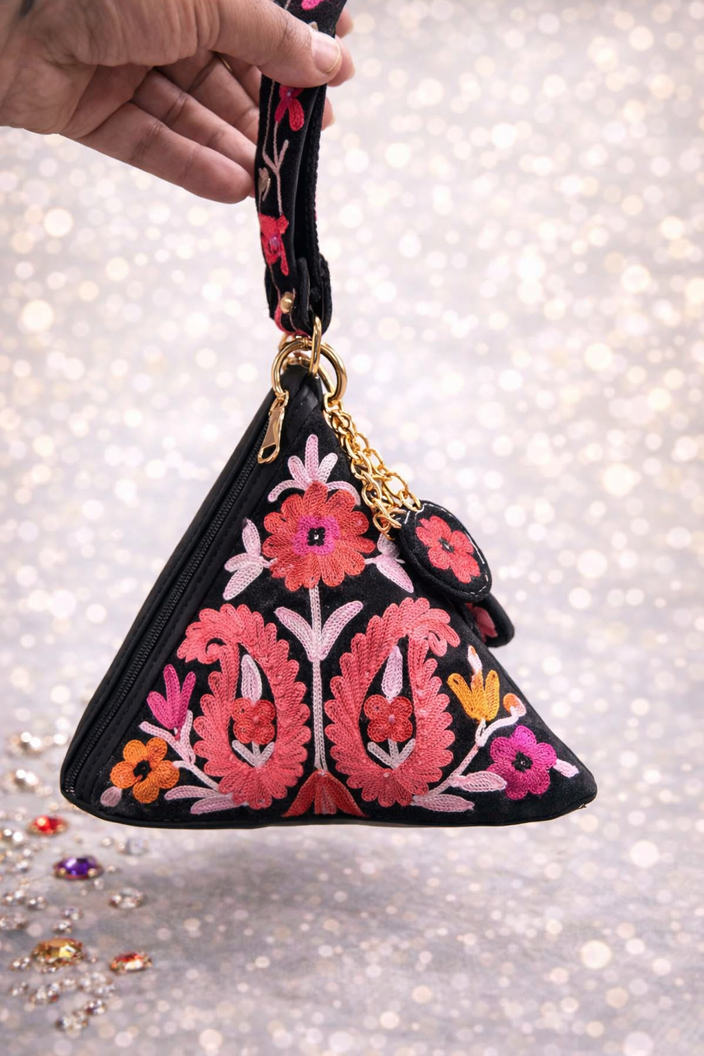 Hand Embroided Purse for women , Crewel embroidery, Kashmiri Hand Embroidery ,Ethnic bag